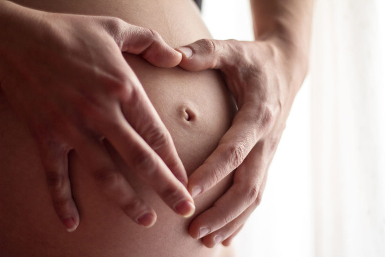 New research suggests no mental health benefits to eating your placenta