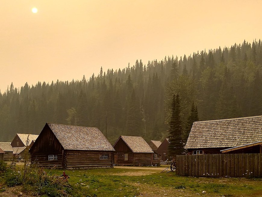 Smoke closes in on the remote community of Barkerville, B.C. during wildfire season
