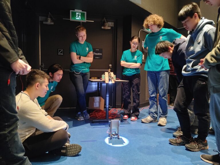 1,000+ high school students contend for honours at UBC Physics Olympics