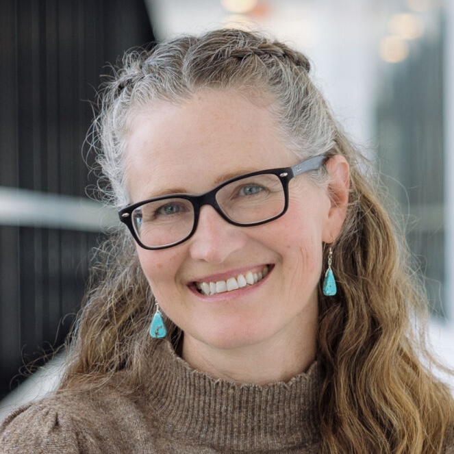 Dr Elizabeth Nethery